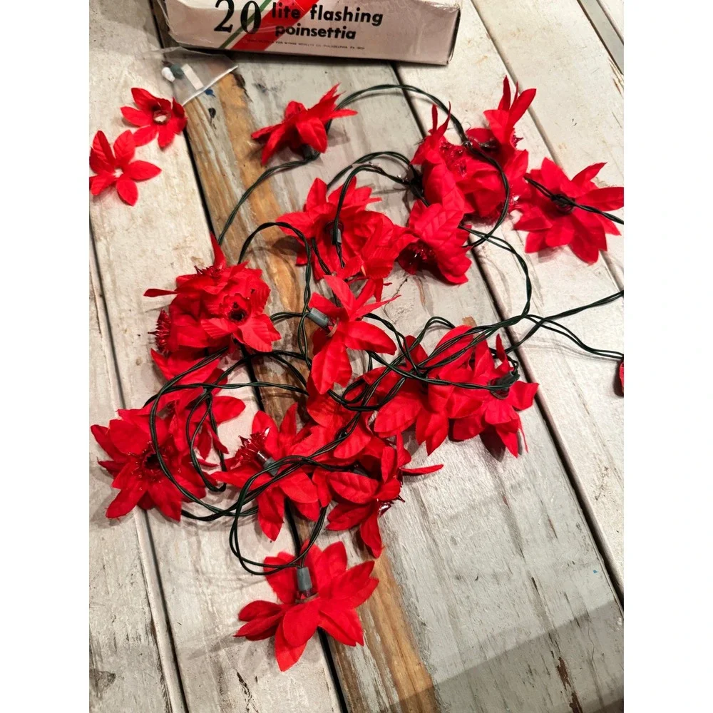 VTG Wynne 20-Lite Poinsettia Christmas Lights Circa 60s70s WORK BUT NOT FLASHING